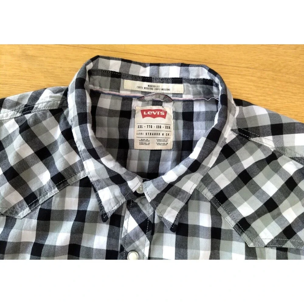 LEVIS Pearl Snap Shirt Mens XXL Plaid Buffalo Check Western Sawtooth Pockets 2XL
